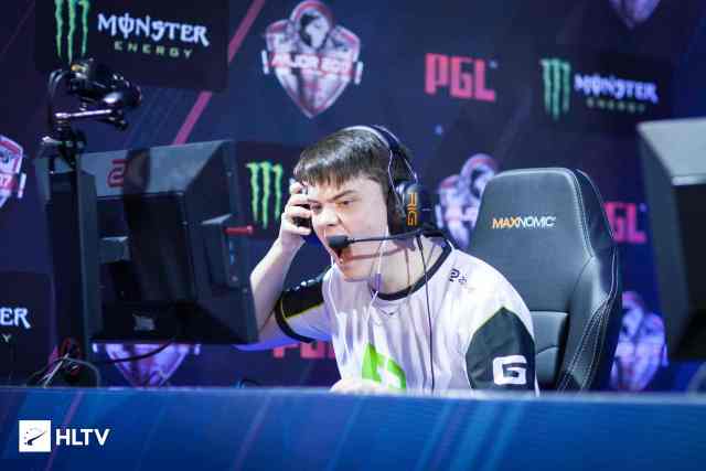 体能消耗极 体能消耗极